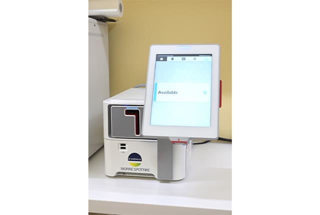 多項目同時PCR検査機器